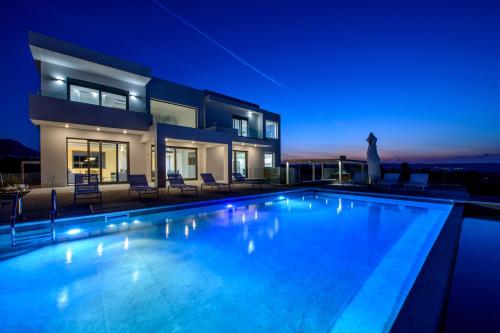 THEA SUNRISE LUXURY VILLA